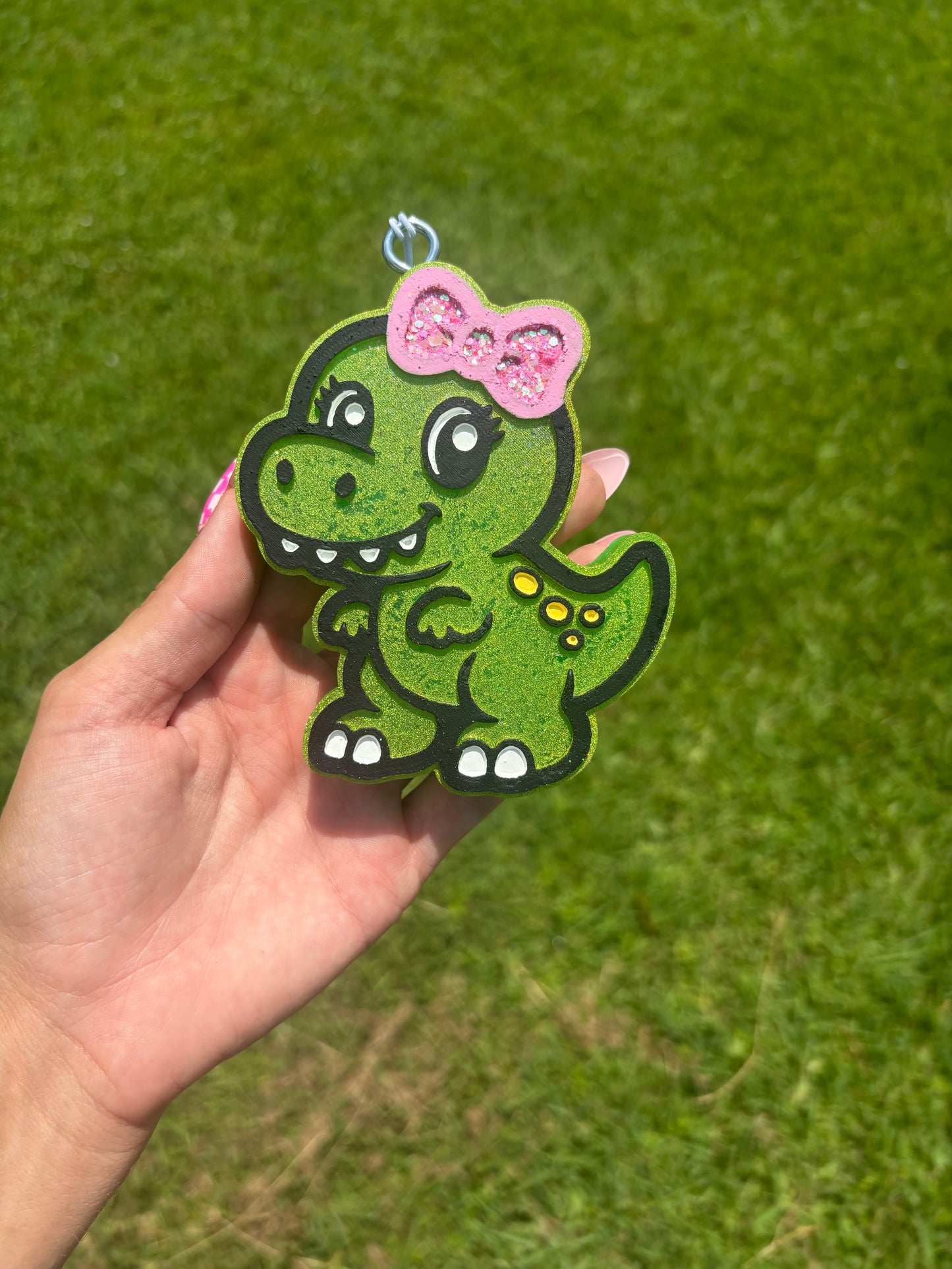 Dinosaur with bow