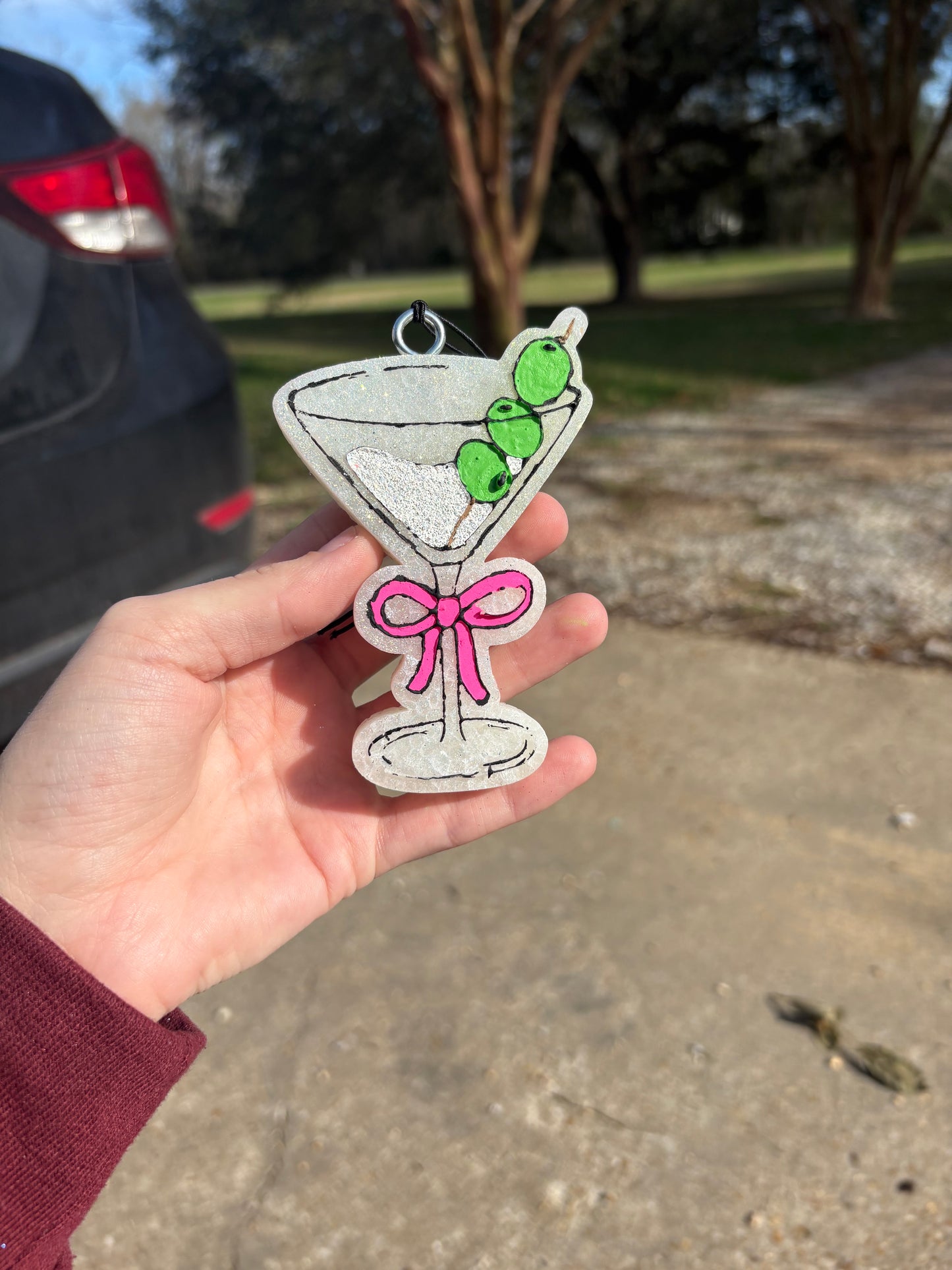 Martini with bow
