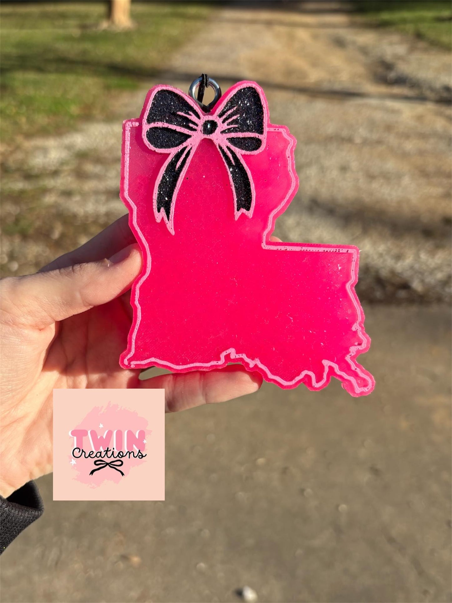 Louisiana with bow