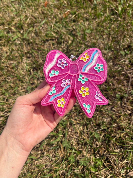 Groovy bow