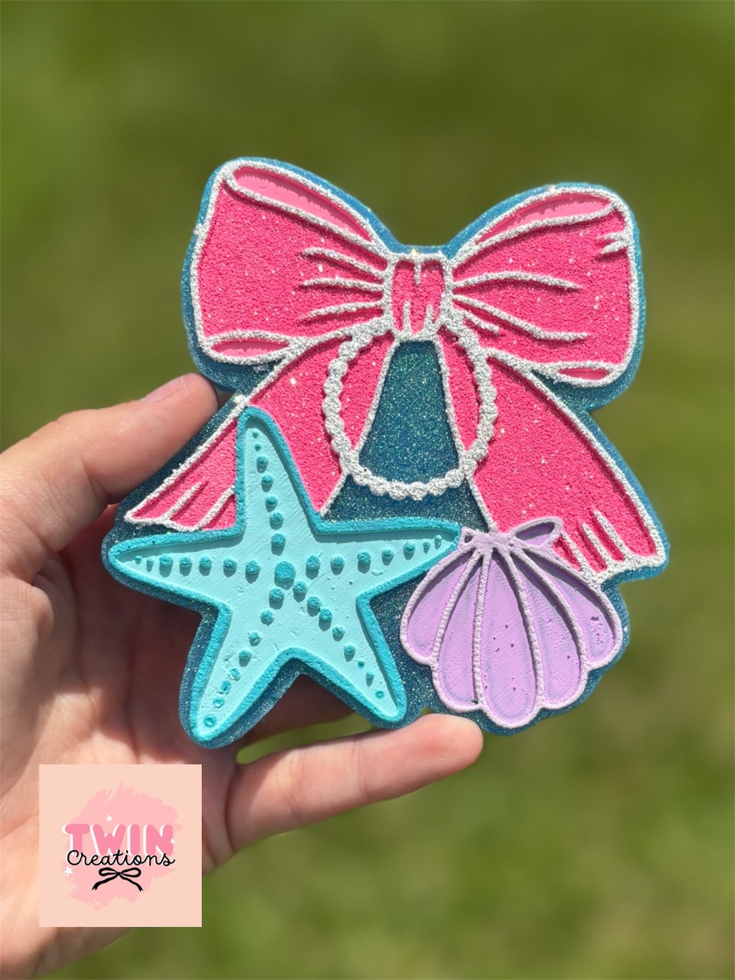 Seashell bow