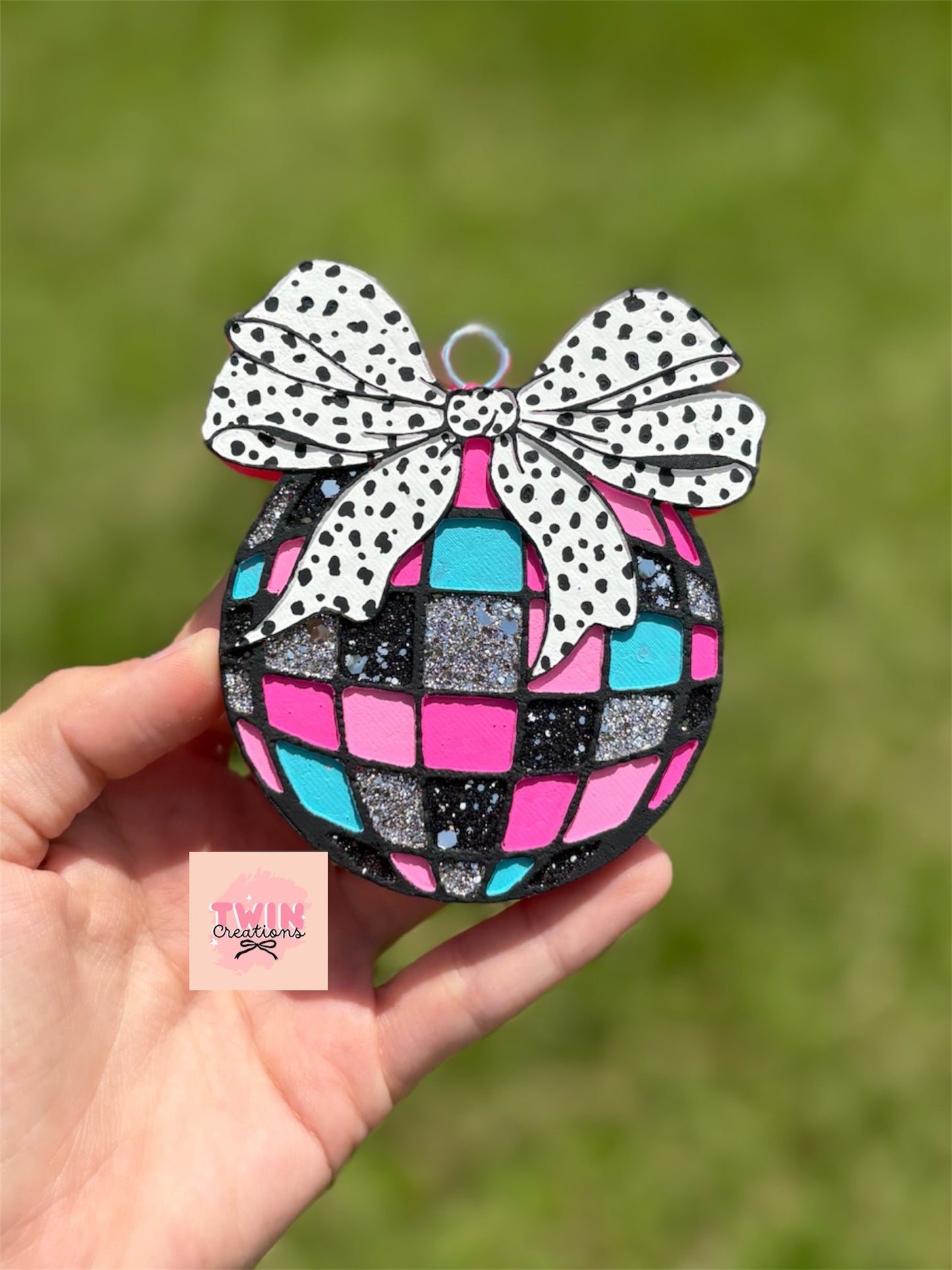 Disco bow